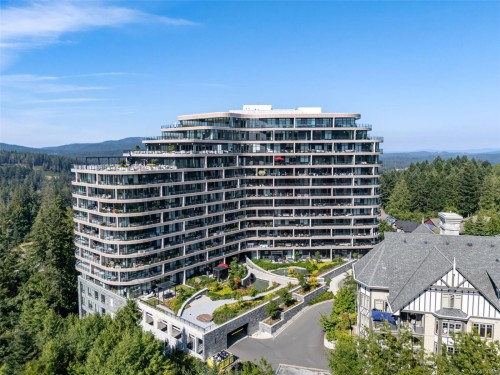 #705-2000 Hannington Rd, Langford, BC 