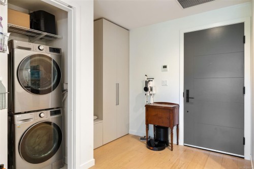 #705-2000 Hannington Rd, Langford, BC 