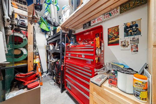 #705-2000 Hannington Rd, Langford, BC 