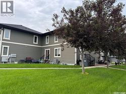 4 1795 Clark AVENUE Weyburn, SK S4H 3L3