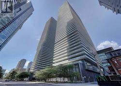 LPH4907 - 50 CHARLES STREET E Toronto, ON M4Y 0C3