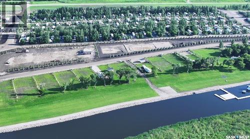 33 Oakley Lane, West End, SK 
