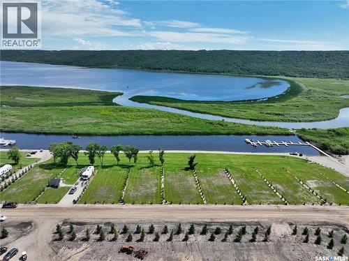 33 Oakley Lane, West End, SK 