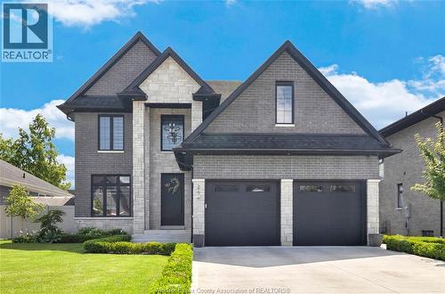 256 XAVIER CIRCLE  Lakeshore, ON N0R 1A0