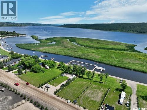 31 Oakley Lane, West End, SK 