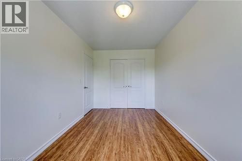 3332 Angel Pass Drive, Mississauga, ON 
