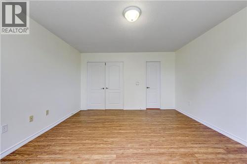 3332 Angel Pass Drive, Mississauga, ON 