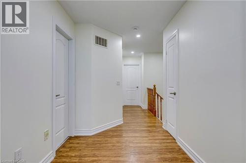 3332 Angel Pass Drive, Mississauga, ON 