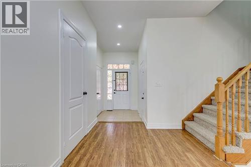 3332 Angel Pass Drive, Mississauga, ON 