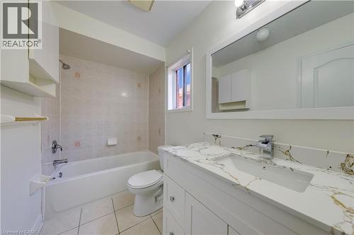 3332 Angel Pass Drive, Mississauga, ON 