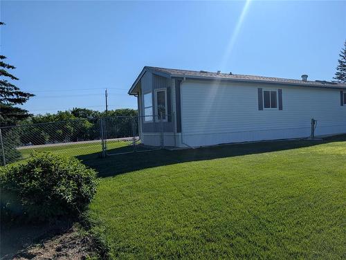 96 Shilo Road, Sprucewoods, MB 