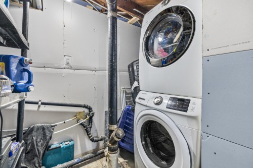 Laundry - 5235 Av. Connaught, Montréal (Côte-Des-Neiges/Notre-Dame-De-Grâce), QC 