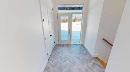 Hall d'entrée/Vestibule - 1704 Place Des Centaurées, Piedmont, QC 