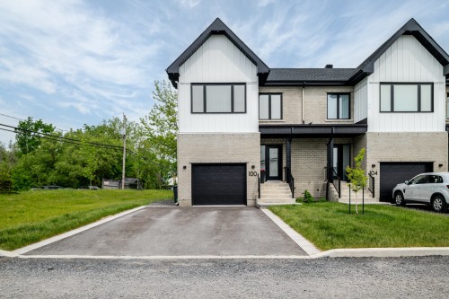 100 Rue du Manège  Saint-Philippe, QC J0L 2K0
