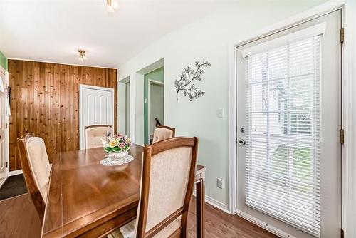 58 Robindale Rd, Winnipeg, MB 