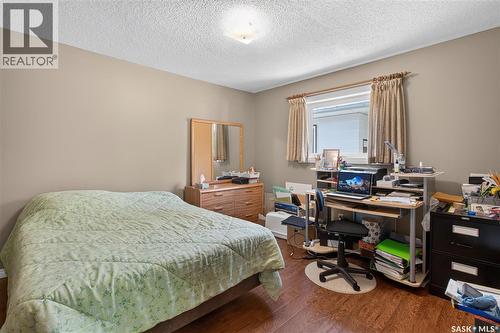 1112 11Th Street, Humboldt, SK - Indoor Photo Showing Bedroom