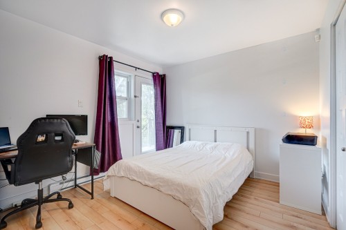 Bedroom - 202-16310 Rue Sherbrooke E., Montréal (Rivière-Des-Prairies/Pointe-Aux-Trembles), QC - Indoor Photo Showing Bedroom
