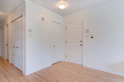 Mud Room - 202-16310 Rue Sherbrooke E., Montréal (Rivière-Des-Prairies/Pointe-Aux-Trembles), QC - Indoor Photo Showing Other Room