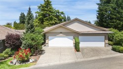 #101-6281 Pleasant Ridge Pl Nanaimo, BC V9T 0B3