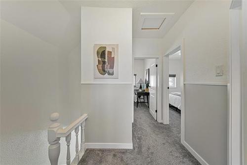 404 Beverley St, Winnipeg, MB 