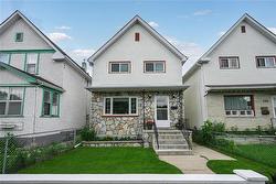404 Beverley ST  Winnipeg, MB R3G 1T8