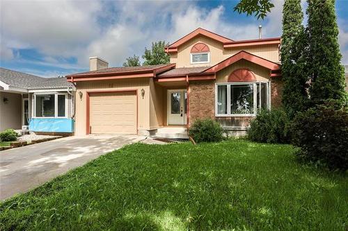 22 Hearthwood GRV  Winnipeg, MB R2V 4A5