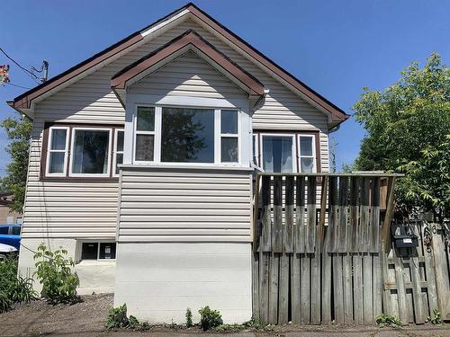 86 Machar Ave, Thunder Bay, ON 