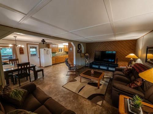 73 Copper Head Road, Kenora, ON 