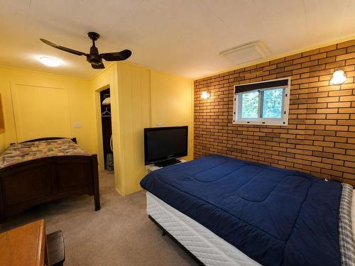 73 Copper Head Road, Kenora, ON 