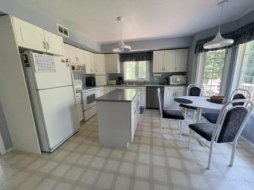 301 Sandy Beach Road, Dryden, ON 