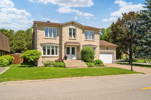 1 Place Leclerc  Kirkland, QC H9J 2Z9
