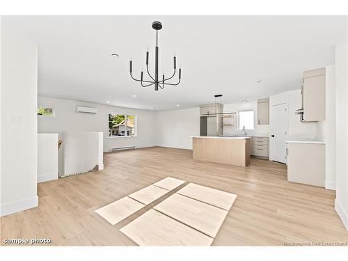 47 Mansfield, Moncton, NB 
