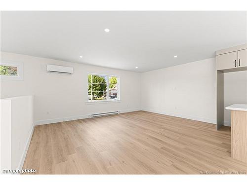 47 Mansfield, Moncton, NB 