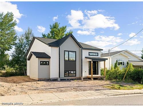 47 Mansfield, Moncton, NB 