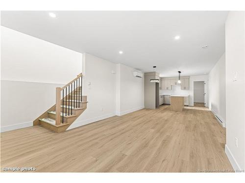 47 Mansfield, Moncton, NB 