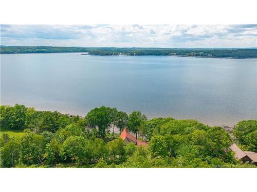 178 Hills Point Rd, Oak Bay, NB 