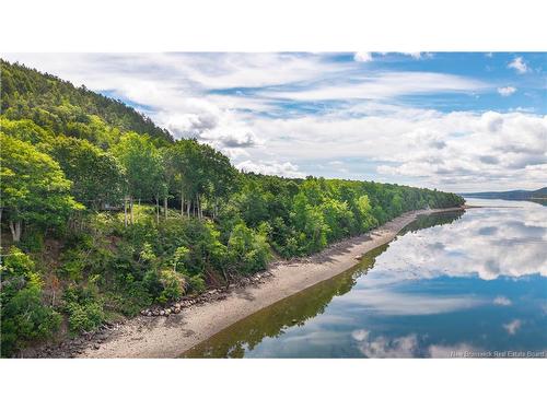 178 Hills Point Rd, Oak Bay, NB 
