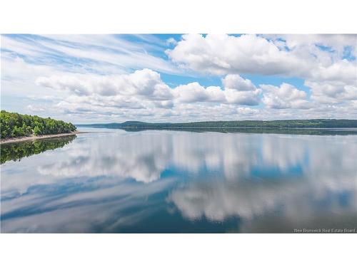 178 Hills Point Rd, Oak Bay, NB 