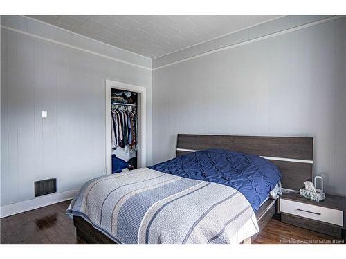 47 Allen St, Fredericton, NB 