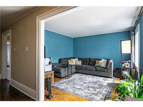 47 Allen St, Fredericton, NB 