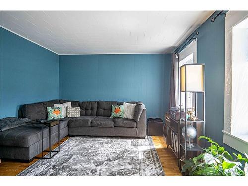 47 Allen St, Fredericton, NB 