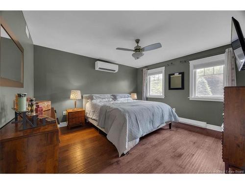 24 Beach Dr, Rothesay, NB 