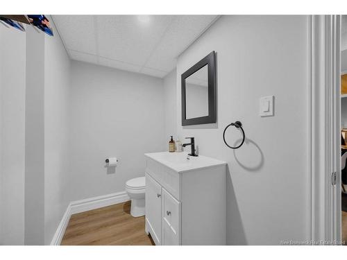 24 Beach Dr, Rothesay, NB 