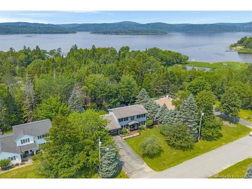 24 Beach Dr, Rothesay, NB 