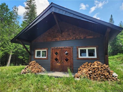 00 A Parent Rd, Saint-Quentin, NB 