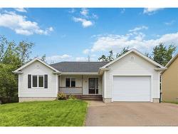 26 rue Chardonnay  Dieppe, NB E1A 8V8