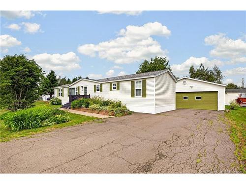 8 Lausanne St, Moncton, NB 