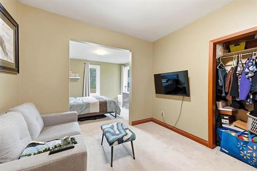 411 Leighton Ave, Winnipeg, MB 