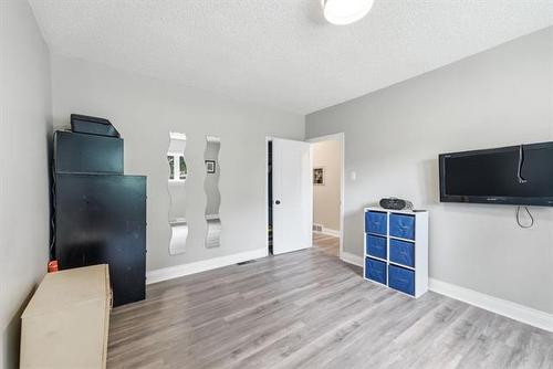 411 Leighton Ave, Winnipeg, MB 