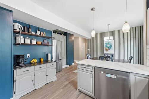411 Leighton Ave, Winnipeg, MB 